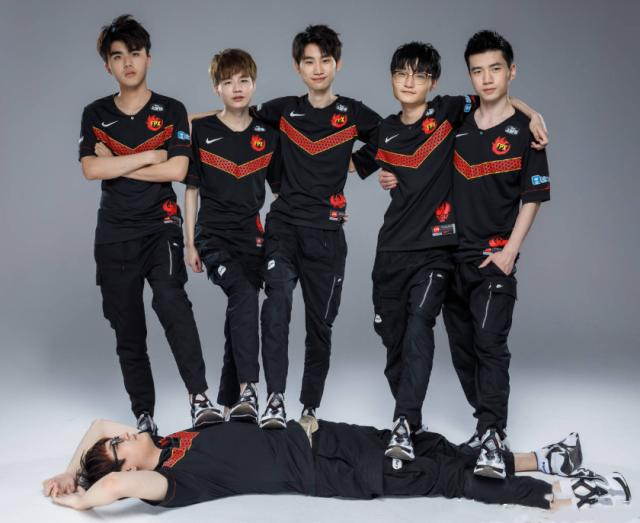 不仅因为丁 不仅因为丁