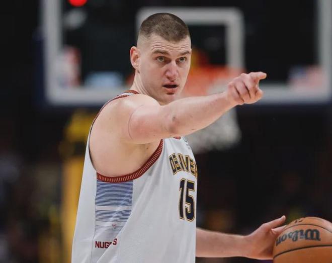 的手递手或 的手递手或